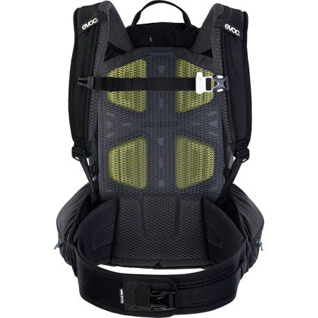 EVOC EXPLORER PRO 26 L reppu musta