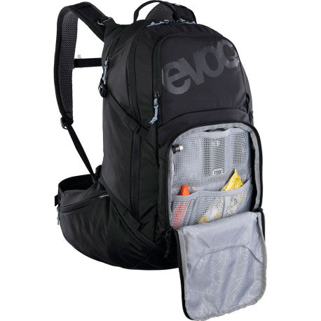 EVOC EXPLORER PRO 26 L reppu musta