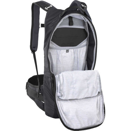 Selkäreppu EVOC TRAIL PRO BLACKLINE 10 L Musta