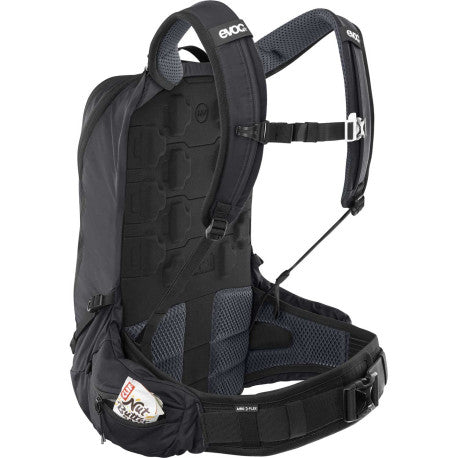 Selkäreppu EVOC TRAIL PRO BLACKLINE 16 L Musta