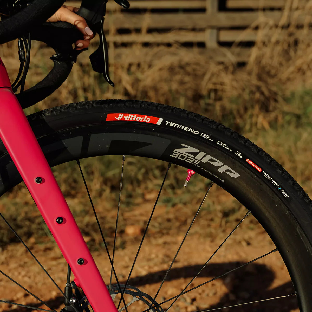 VITTORIA TERRENO T70 COARSE LOOSE 700x37c Gravel Endurance Tubeless Ready Pehmeä musta rengas VITTORIA TERRENO T70 COARSE LOOSE 700x37c Gravel Endurance Tubeless Ready Pehmeä musta rengas