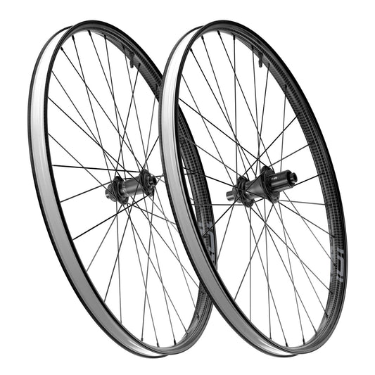 Pari ZIPP 101 XPLR DISC Tubeless Ready -vanteita (keskuslukko)