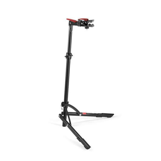 ELITE TEAM -työpajan ständi