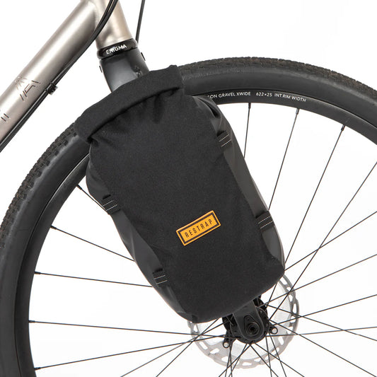 Haarukkalaukku RESTRAP SWITCH PANNIER 5 L Musta