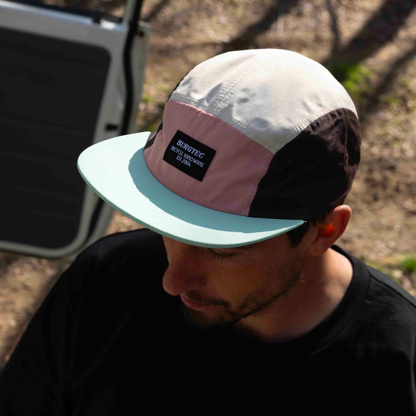 BURGTEC COURIER FIVE PANEL -lakki Neopolitan