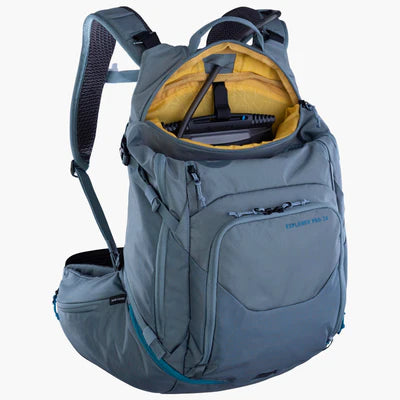 EVOC EXPLORER PRO 26 L reppu Harmaa