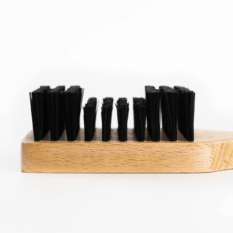PEATY'S TYRE BRUSH Renkaiden puhdistusharja