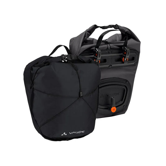 Pari VAUDE AQUA FRONT LIGHT 22 L Musta matkalaukkujen laukut