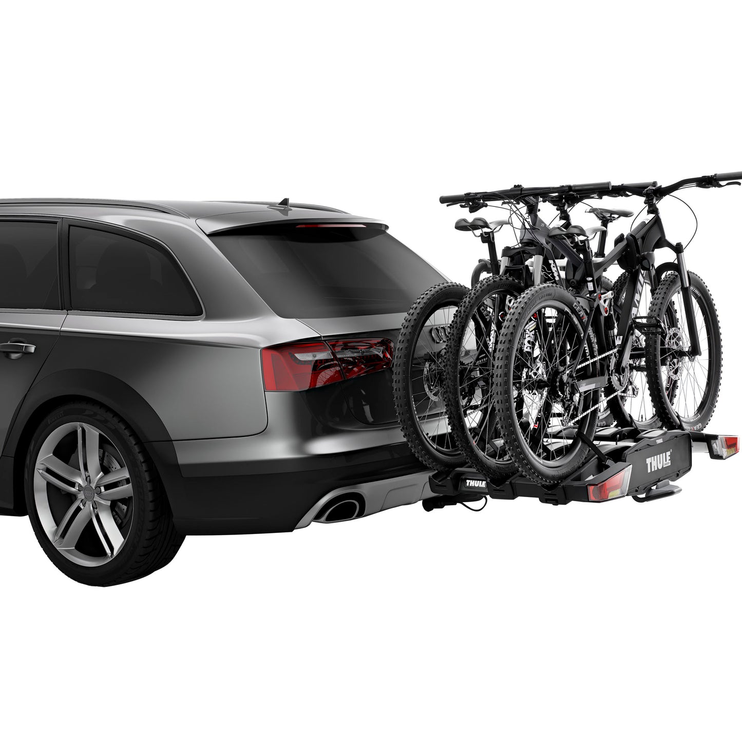 THULE EASYFOLD XT 3 polkupyöräteline vetokoukussa