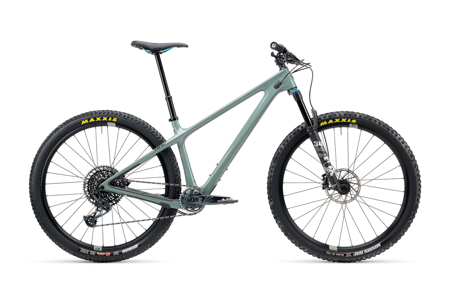 YETI ARC 29" T-SERIES -sarja ja PERFORMANCE C2 Rhino 2024 -kiinnityssarja.