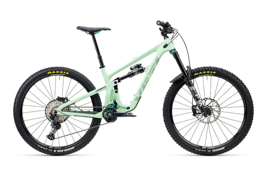 YETI SB160 29" C-SERIES-sarja ja PERFORMANCE C1 Radium 2024 -kiinnityssarja.