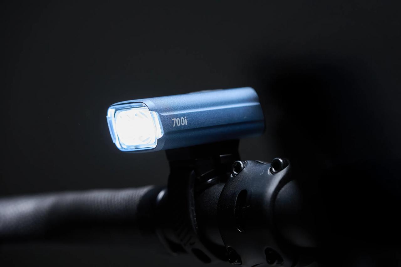 Etuvalo BBB NANOSTRIKE 700 i Sininen