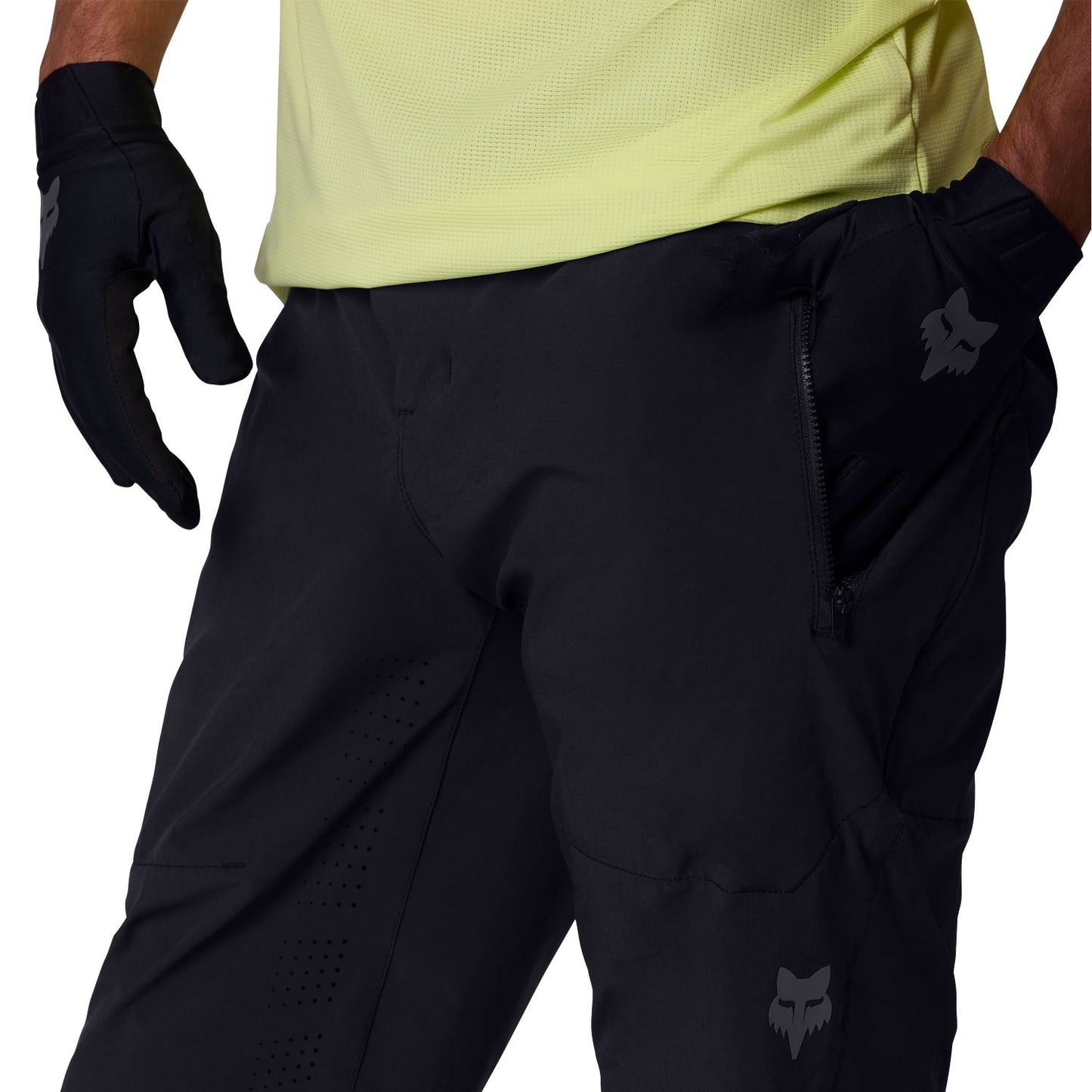 FOX FLEXAIR shortsit Musta 2026