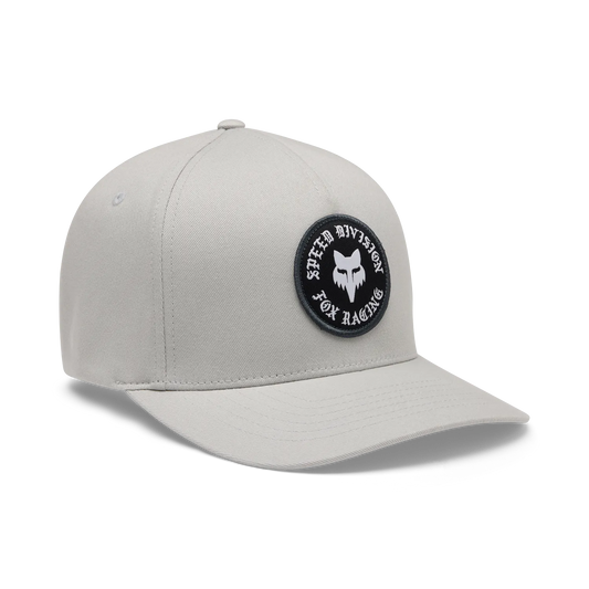 FOX BADGE FLEXFIT vaaleanharmaa lippis