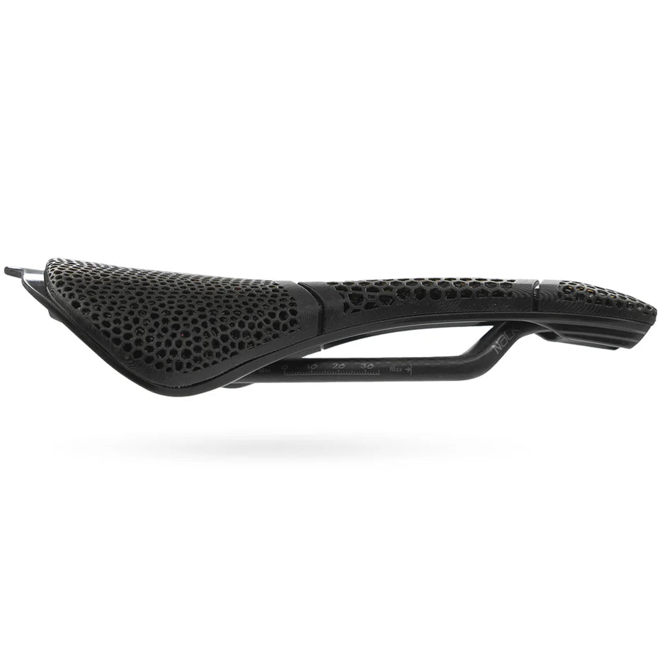 PROLOGO SCRATCH M5 PAS 3D Nack Rails Satula Musta