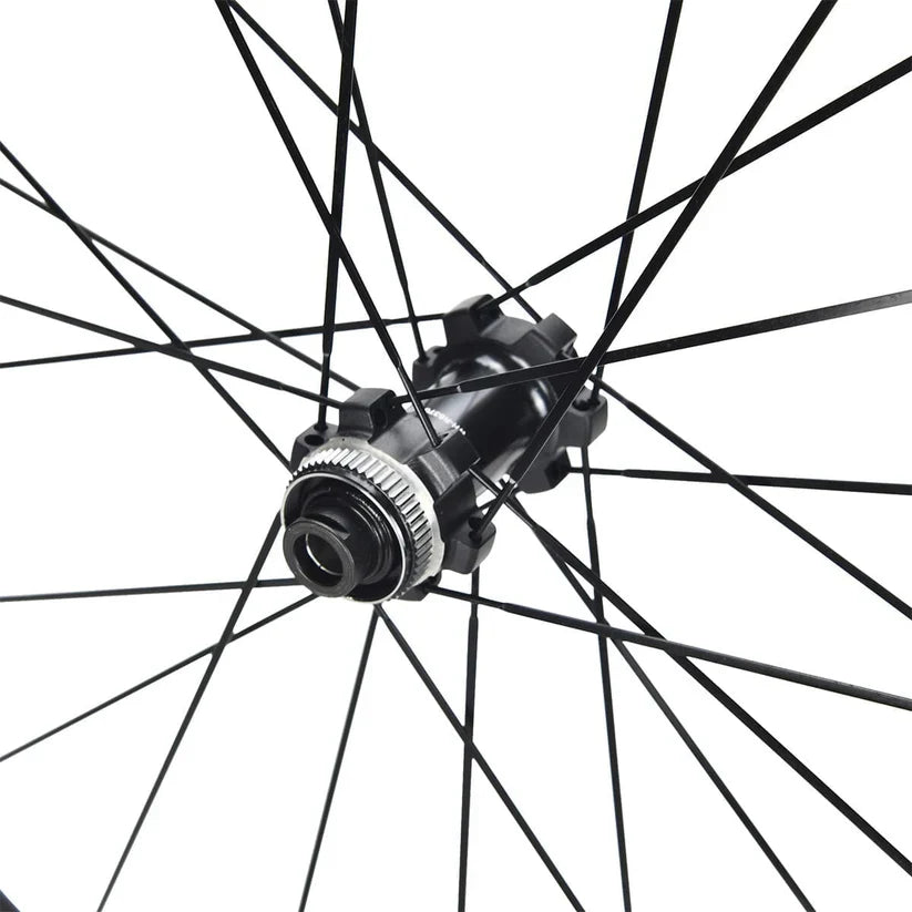 Pari SHIMANO RS370 Tubeless Ready -pyörää (keskuslukko)