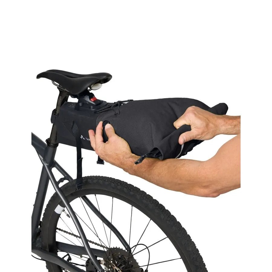VAUDE TRAILSADDLE COMPACT L 10.5 L satulalaukku musta