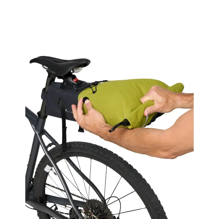VAUDE TRAILSADDLE COMPACT L 10.5 L satulalaukku Musta/vihreä
