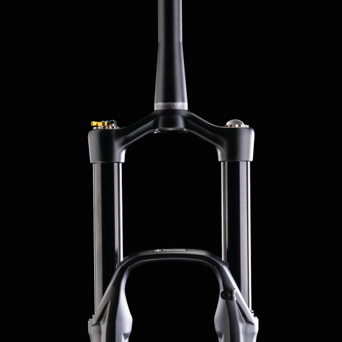 FORMULA SELVA R Air 27.5" akseli 15x110mm Boost haarukka musta