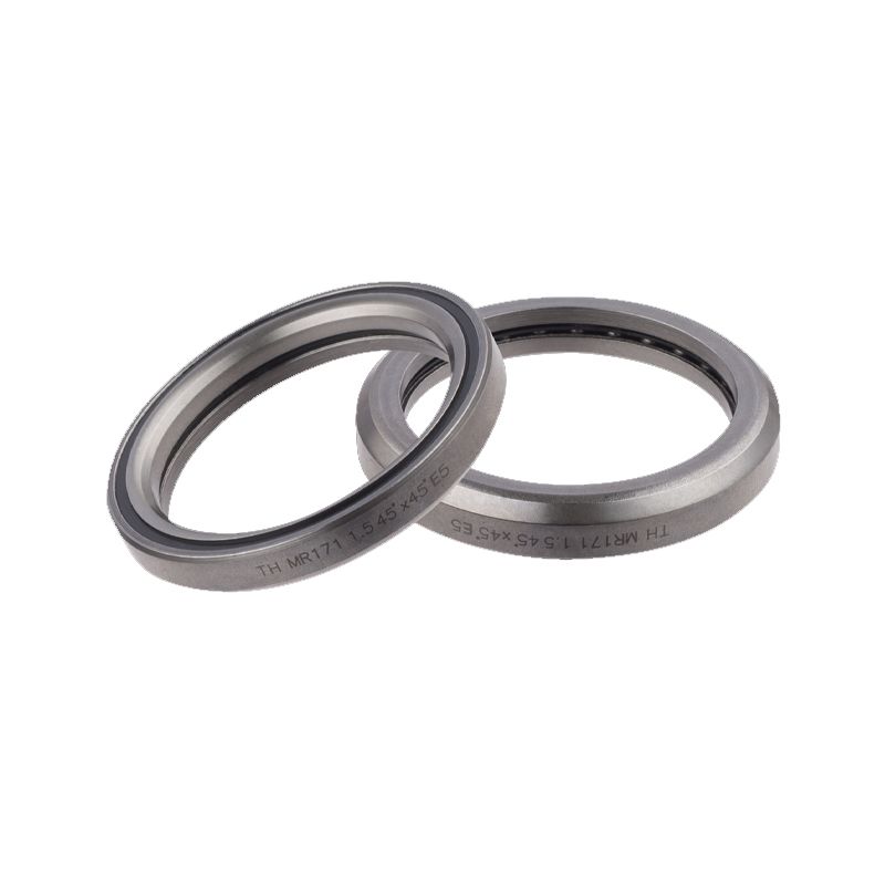 TH-070/DJ ACB-laakeri 1,5" 45°x45° MR171