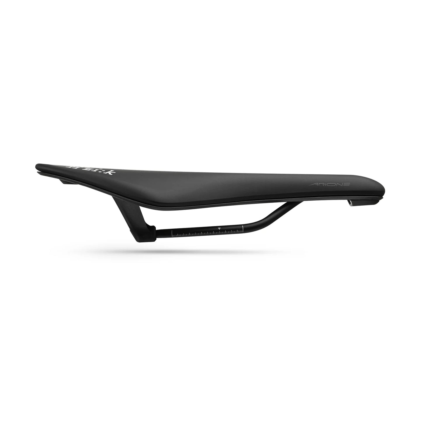 Satula FIZIK VENTO ARIONE R5 145 mm Terästelljat