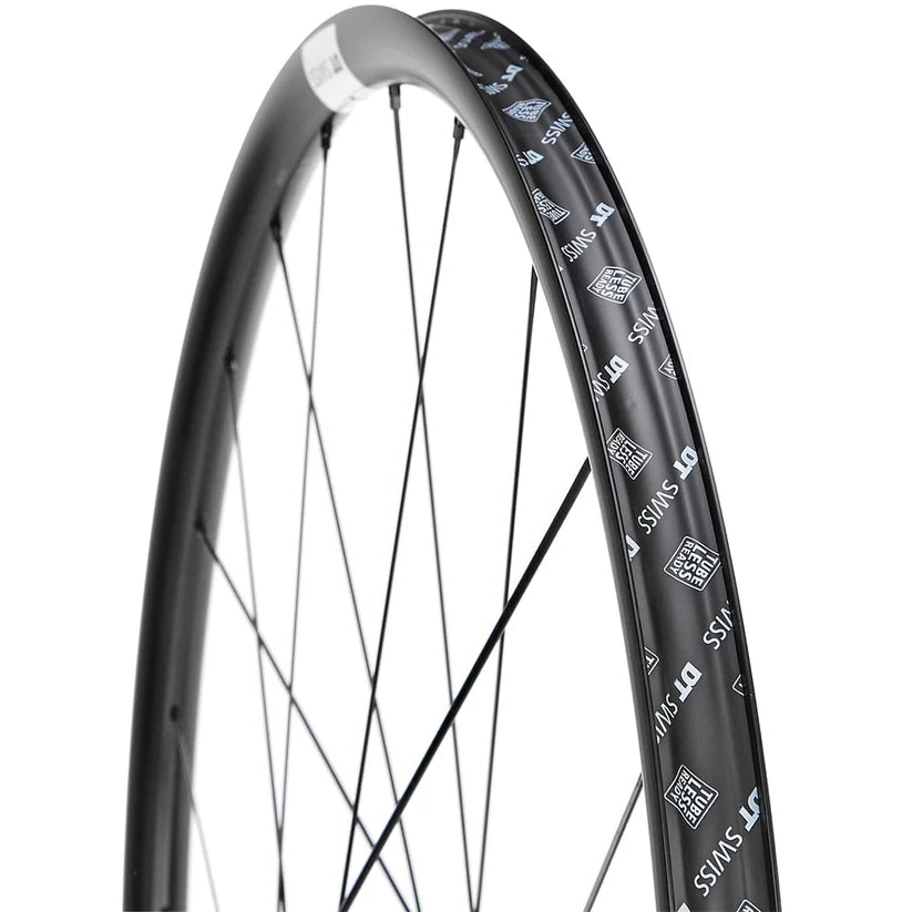 Pari DT SWISS C 1800 SPLINE 23 700c DISC Tubeless Ready pyörät (Center Lock)