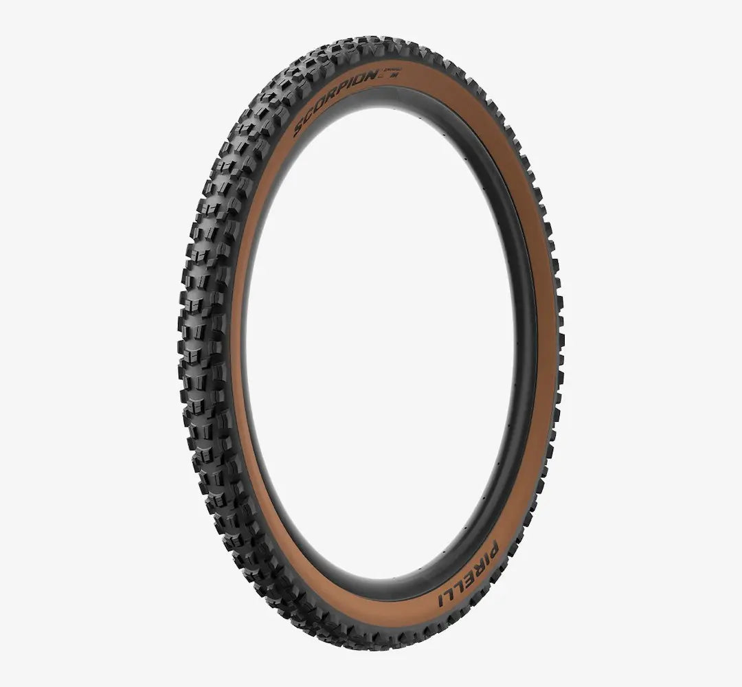 PIRELLI SCORPION ENDURO M CLASSIC 29x2.4 HardWall -rengas PIRELLI SCORPION ENDURO M CLASSIC 29x2.4 HardWall -rengas Tubeless Ready Pehmeä ruskea 4355100