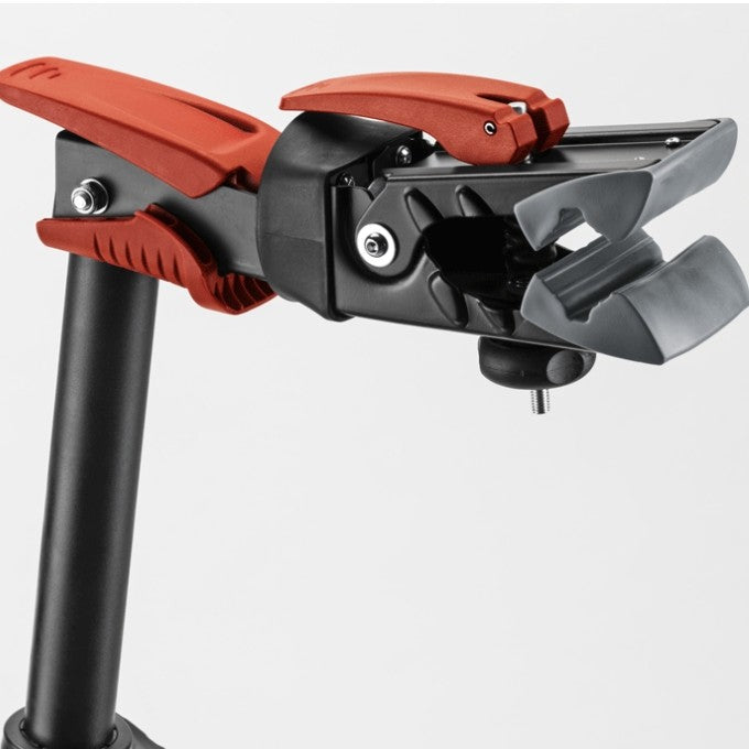 ELITE TEAM -työpajan ständi