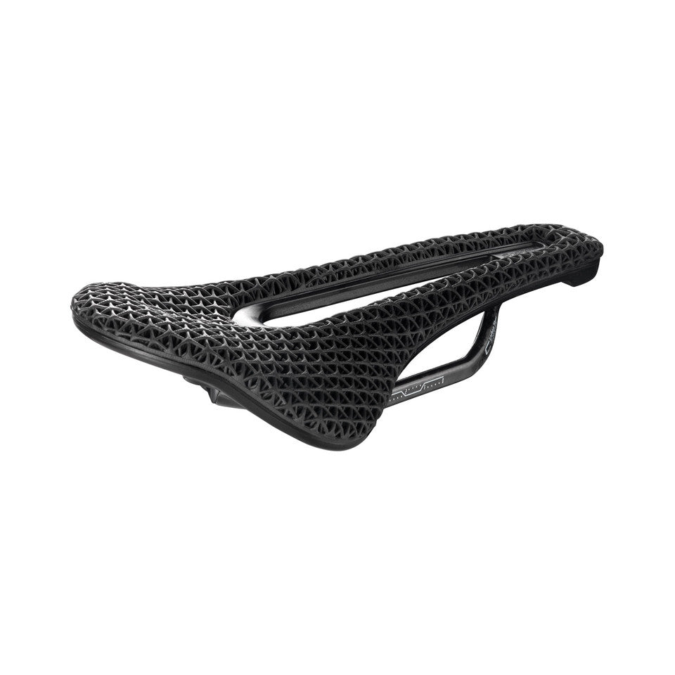 Satula SAN MARCO SHORTFIT 2.0 3D OPEN-FIT CARBON FX L3 Leveys 155mm Hiilikuitukiskot