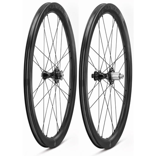 Pari CAMPAGNOLO BORA WTO 45 DISC C23 DISC pyörät renkailla (keskuslukko)