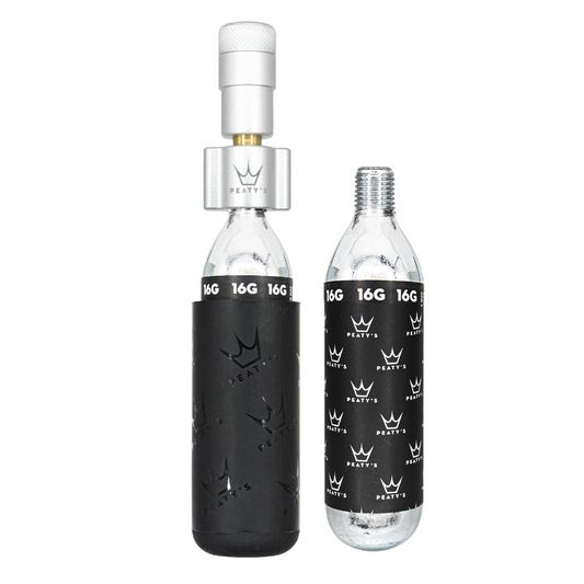 PEATY'S HOLESHOT GRAVEL CO2-perkuutori + 2 x 16g hopea CO2-kierrepatruuna