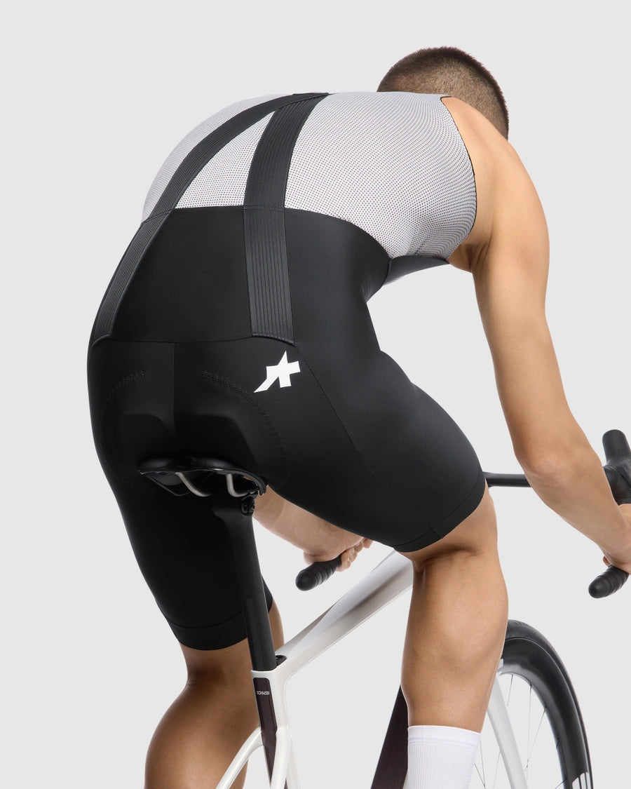 ASSOS MILLE GT S11 Musta Bib Tight -vyötäröpaita