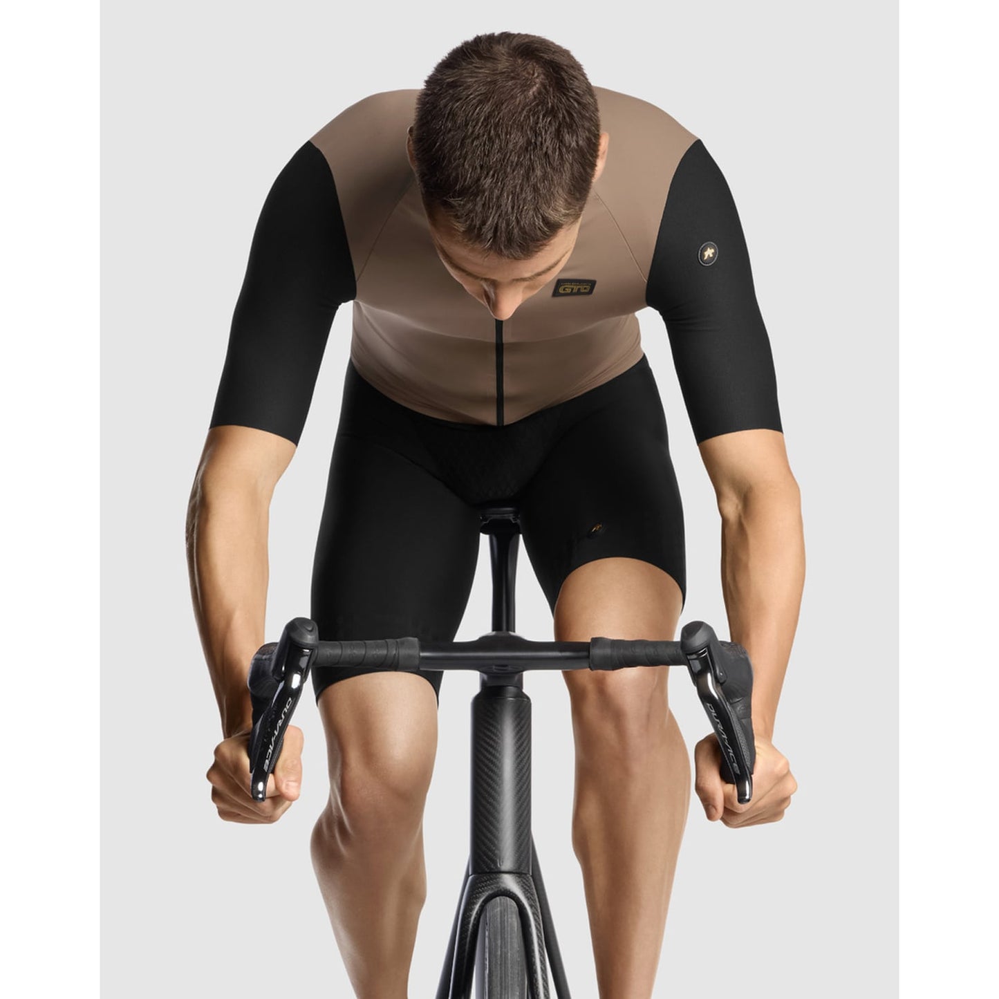 ASSOS EQUIPE RS S11 lyhythihainen trikoo Musta/Beige