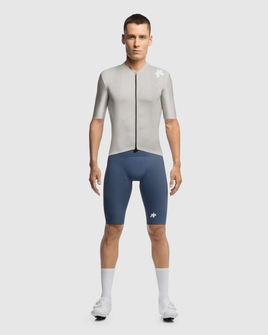 ASSOS EQUIPE RS S11 Lyhythihainen trikoo Almond Milk (mantelimaito)