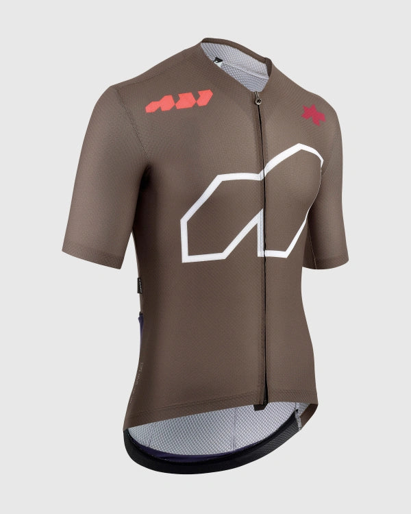 ASSOS EQUIPE R S11 Jersey We are the A lyhythihainen ruskea