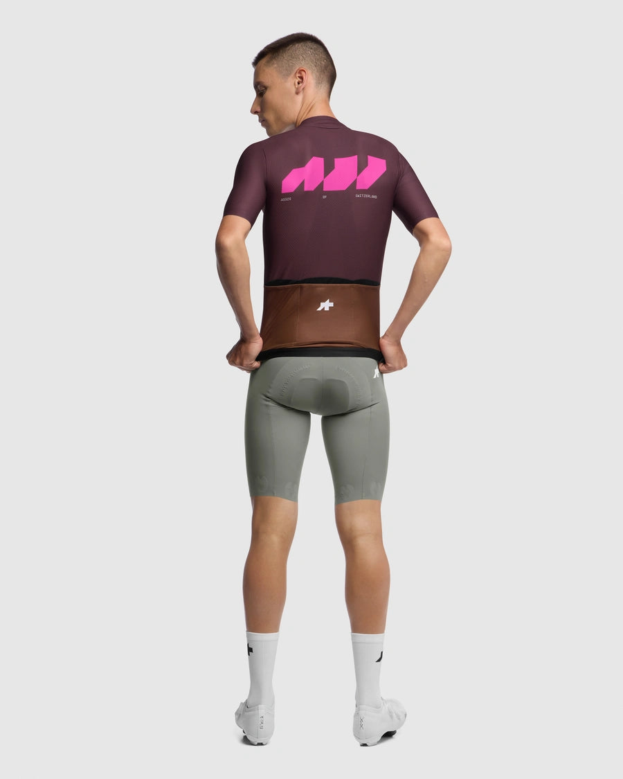 ASSOS EQUIPE EQUIPE R S11 Jersey We are the A Lyhythihainen Punainen