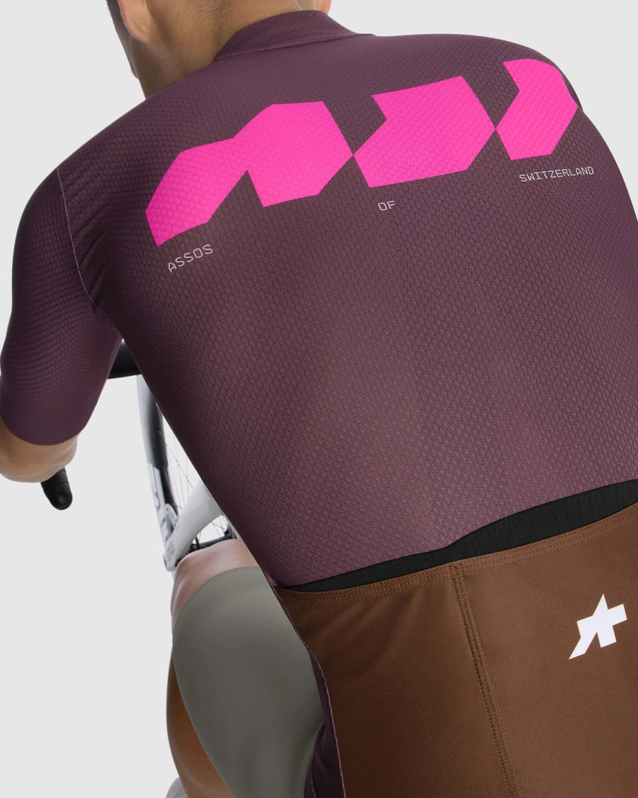 ASSOS EQUIPE EQUIPE R S11 Jersey We are the A Lyhythihainen Punainen