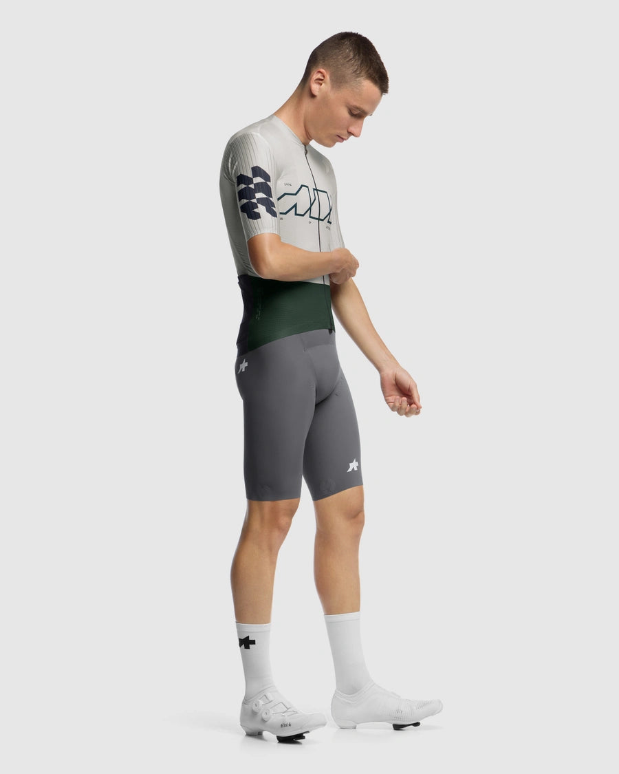 ASSOS EQUIPE RS S11 Something to say Lyhythihainen trikoo Valkoinen