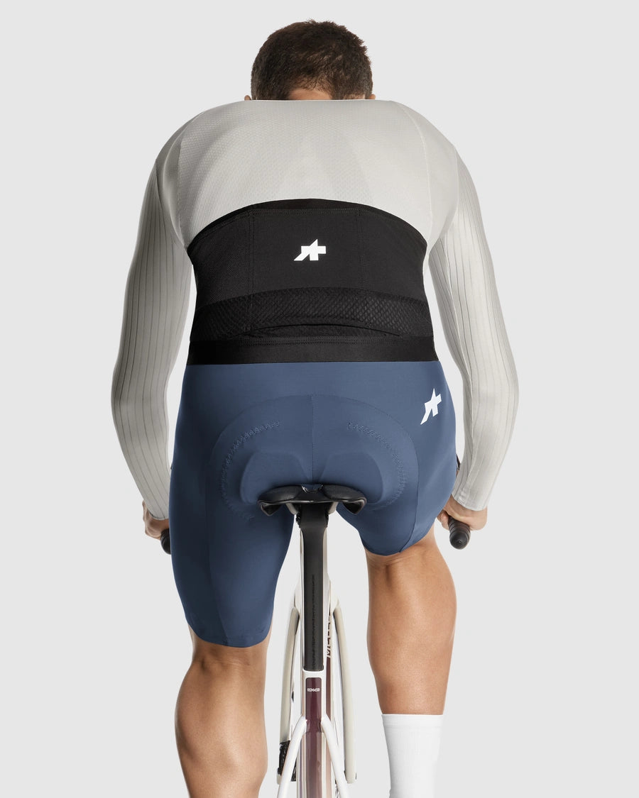 ASSOS EQUIPE RS S11 Pitkähihainen Jersey Almond Milk (mantelimaito)