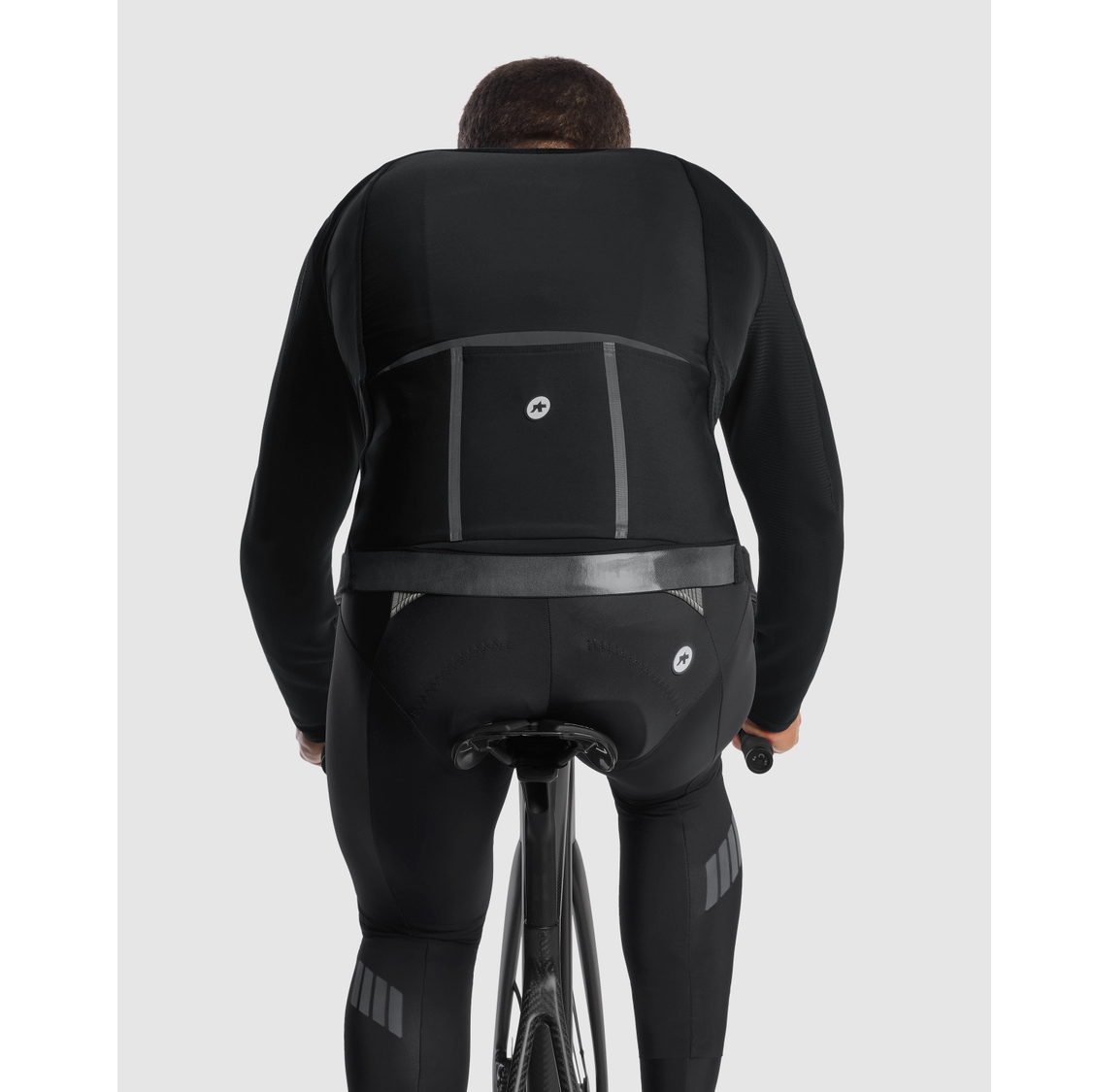 ASSOS MILLE GT EISENHERZ ULTRAZ WINTER S11 takki musta