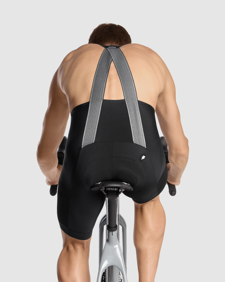 ASSOS TACTICA KIESKÄFER GRAVEL T5 Bib Short Musta