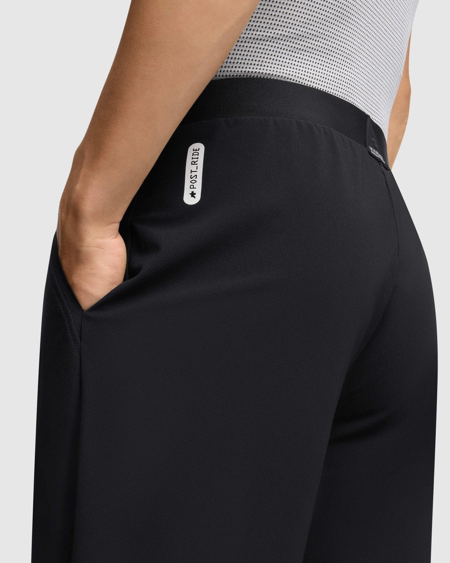 ASSOS TACTICA POST RIDE T5 Shortsit Musta