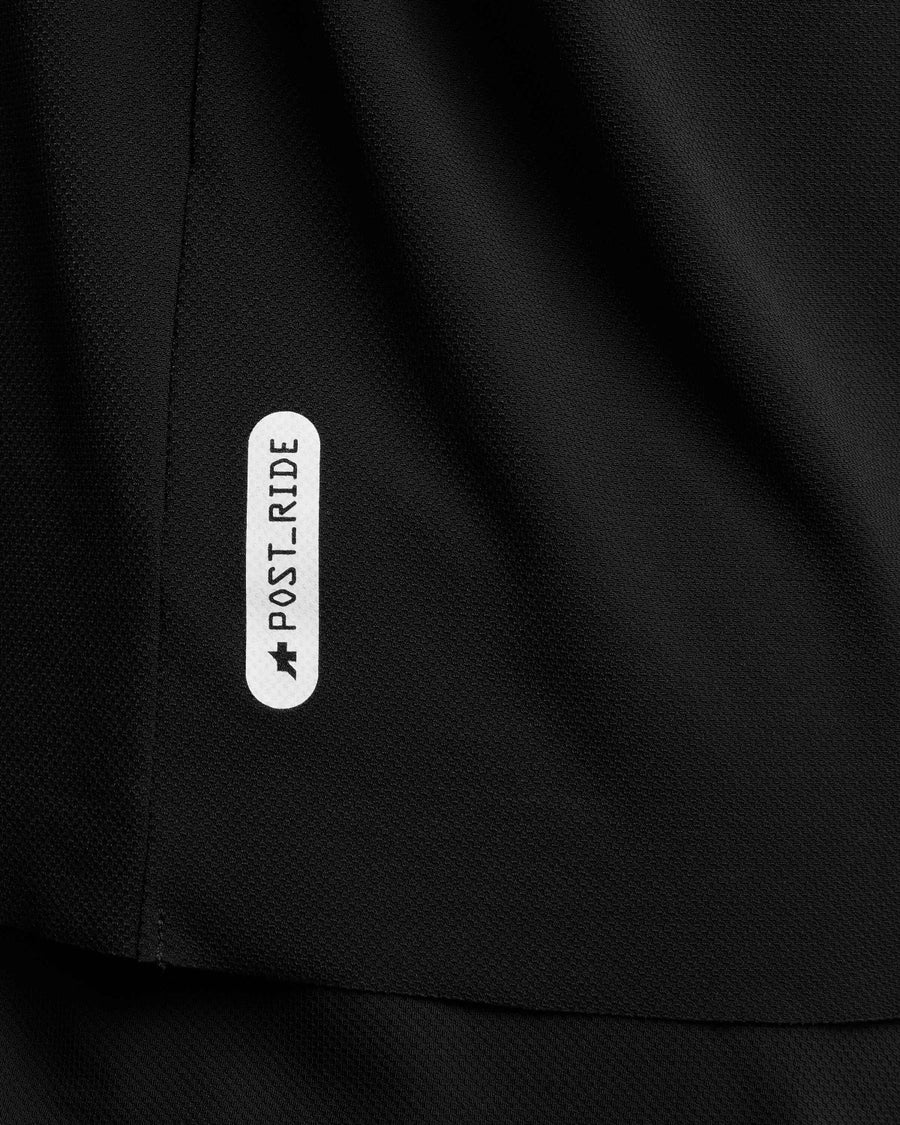 ASSOS TACTICA POST RIDE T5 lyhythihainen trikoo Musta