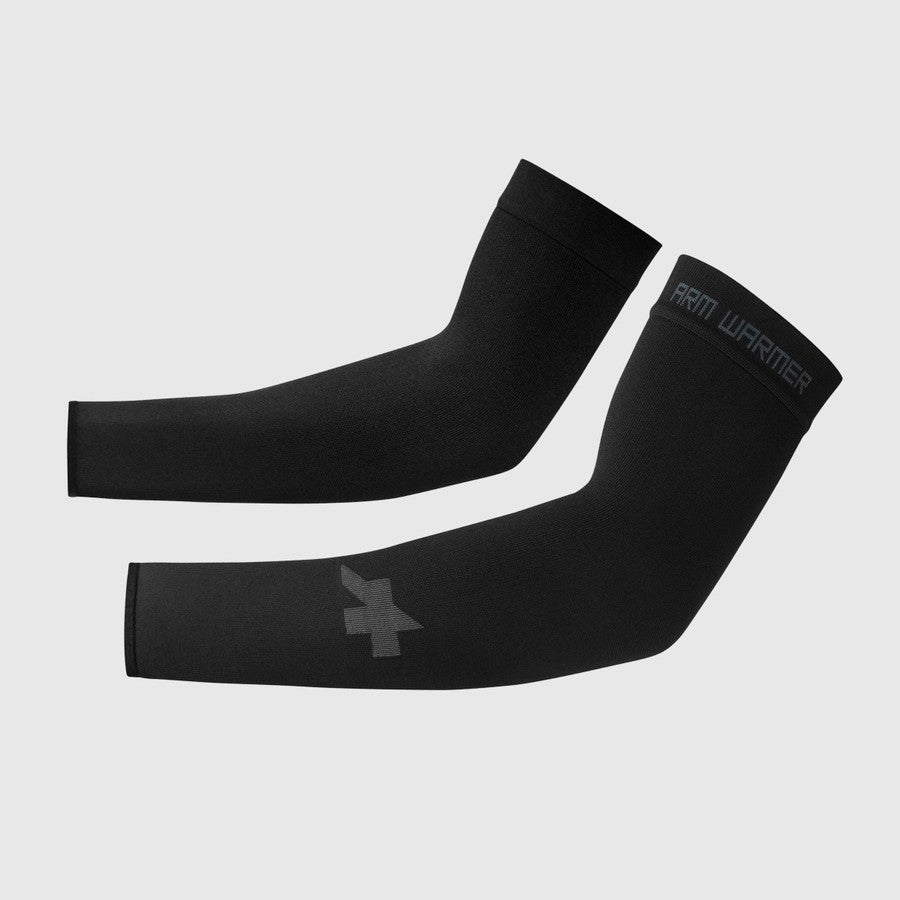 ASSOS SPRING FALL P1 hihat musta