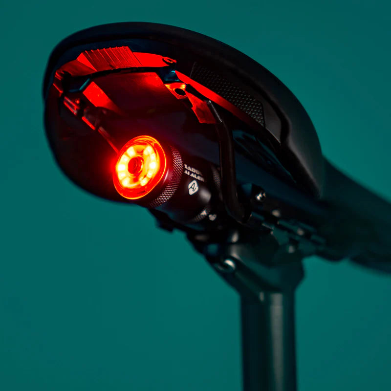 Takavalaistus LEZYNE SADDLE Ai ALERT 250