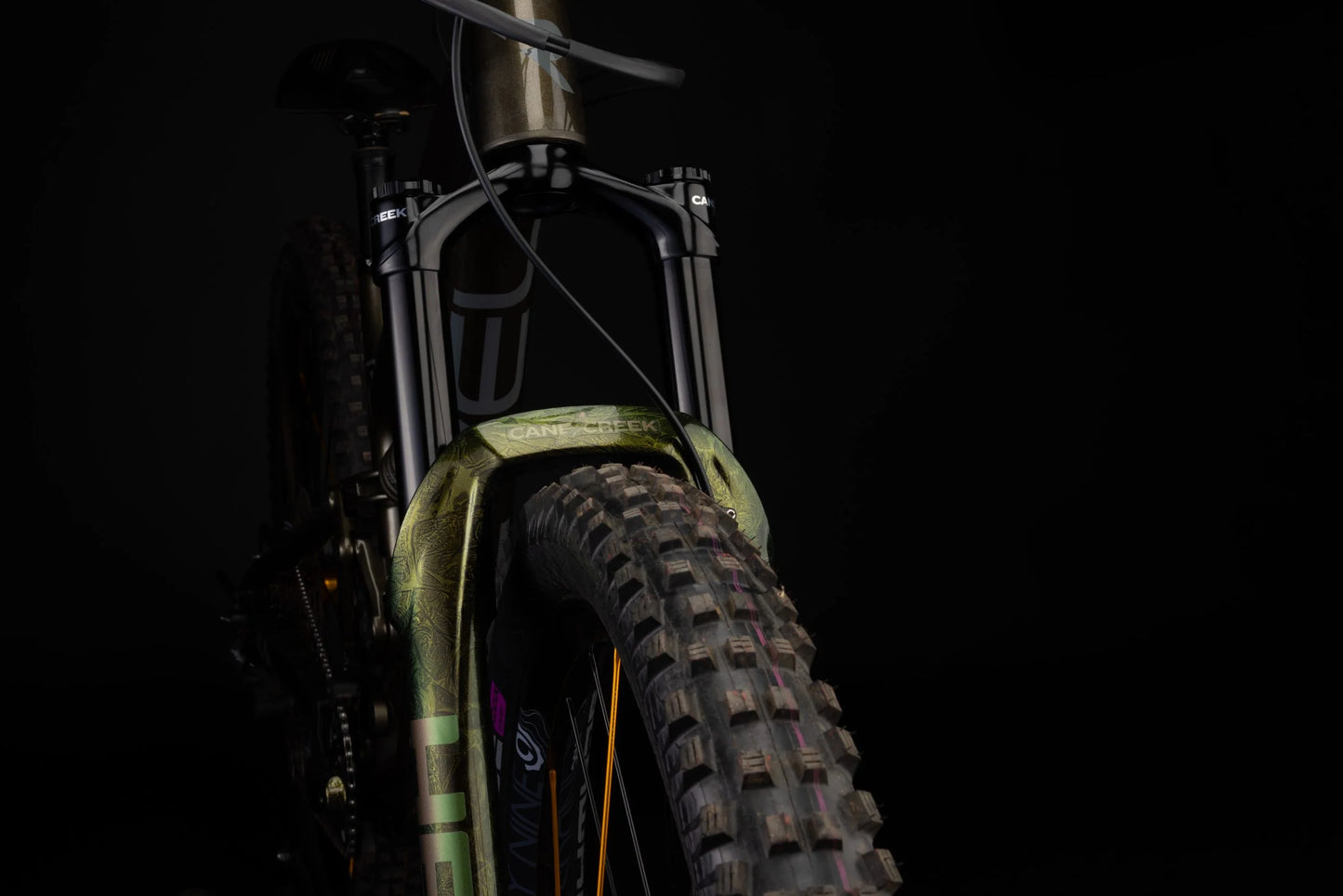 CANE CREEK HELM MKII AIR 29" -etuhaarukka, kartiomainen, akseli 15x110 mm, Boost, Aurora