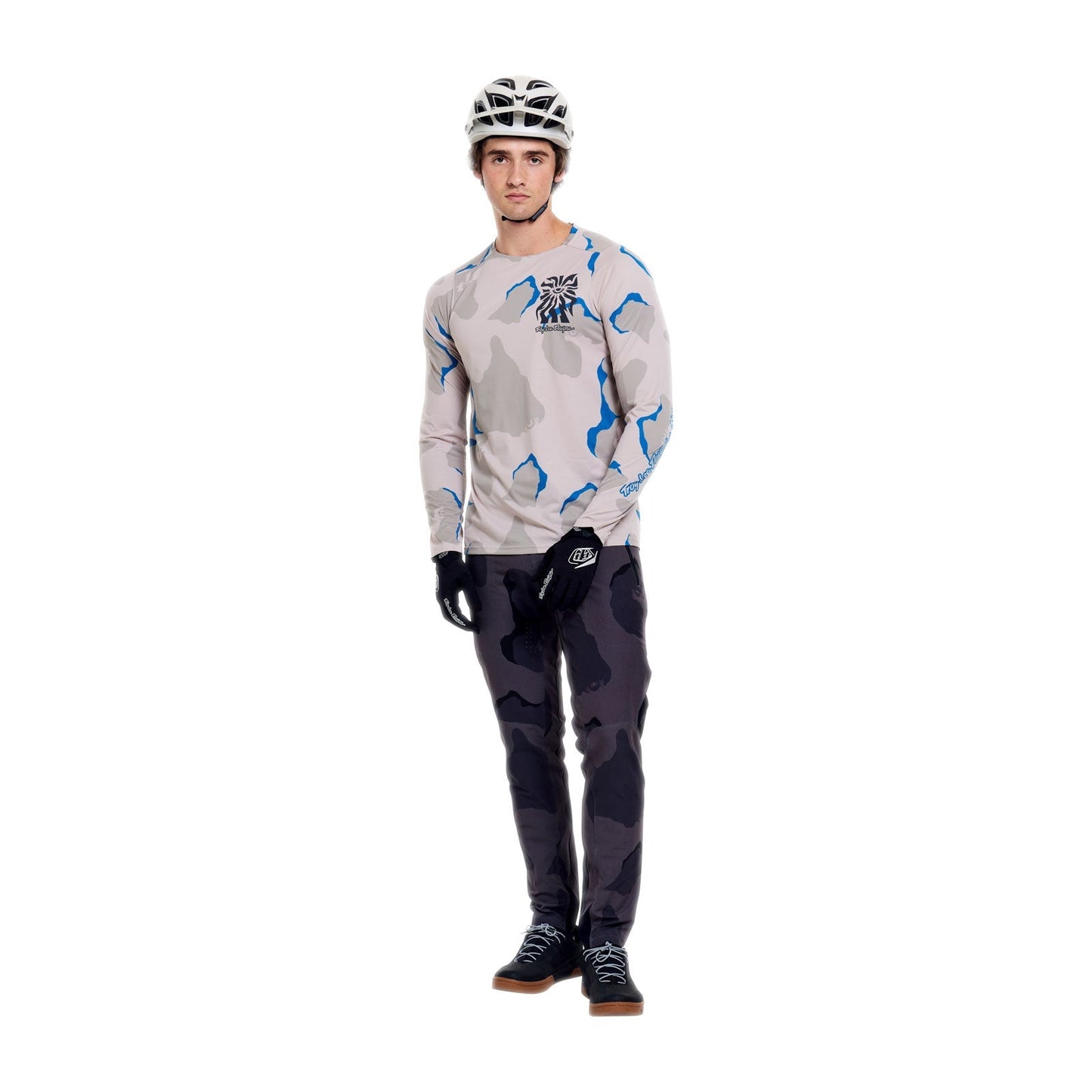 TROY LEE DESINS SKYLINE PRO FLOW CAMO Hiilihousut TROY LEE DESINS SKYLINE PRO FLOW CAMO Hiilihousut