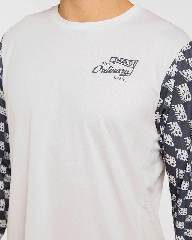 DHARCO GRAVITY OFFSET pitkähihainen trikoo Valkoinen/musta
