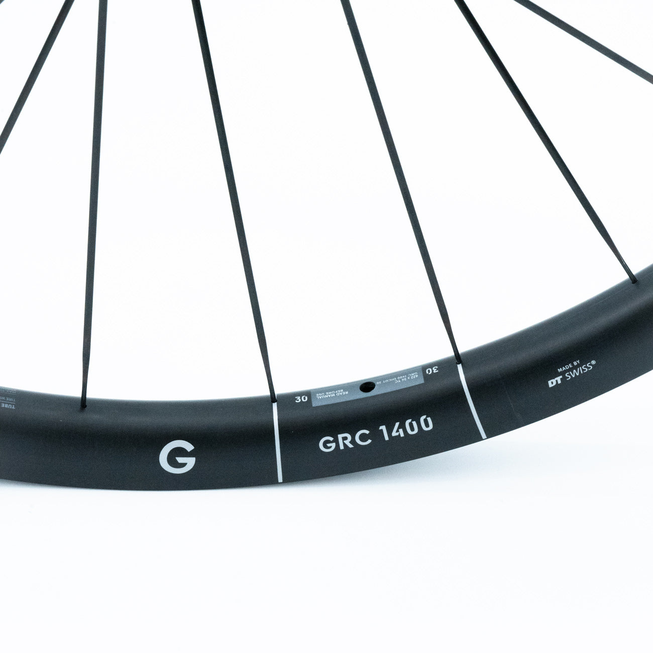 Pari DT SWISS GRC 1400 SPLINE 30 CARBON DISC 700c pyörät (Centerlock)