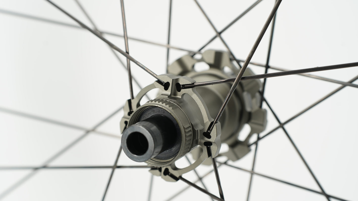Pari SCOM AERO 50-62 Tubeless Ready pyörää (keskuslukitus)